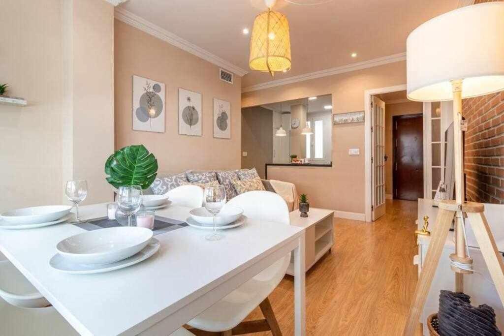 3 Apartamento En Estadio Sevilla 8 Plazas 3 Hab Y Metro Extérieur photo