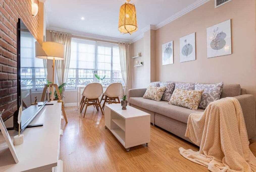 3 Apartamento En Estadio Sevilla 8 Plazas 3 Hab Y Metro Extérieur photo